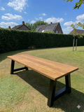 Cumaru hardhouten buitentafel op maat gemaakt — massieve planken voor tuin en terras